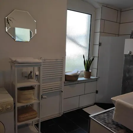 アパート Zentrale 2-Zimmer-Apartment Nahe Hannover-Messe & City Kueche & Waschmaschine ヒルデスハイム